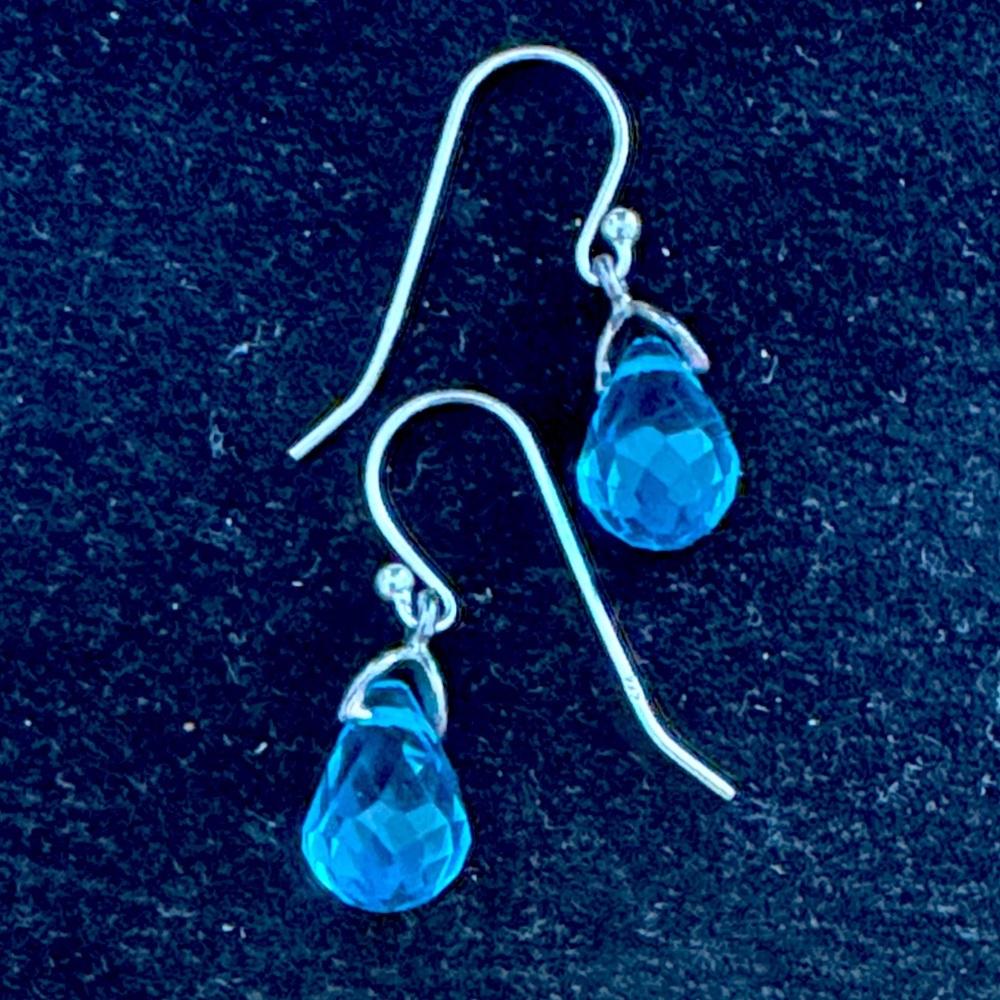 Elegant Swarovski Blue Drop 925 Sterling Silver Earrings
